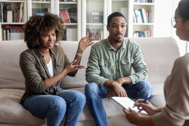 Signs That a Man Has Emotionally or Mentally Checked Out of a Relationship